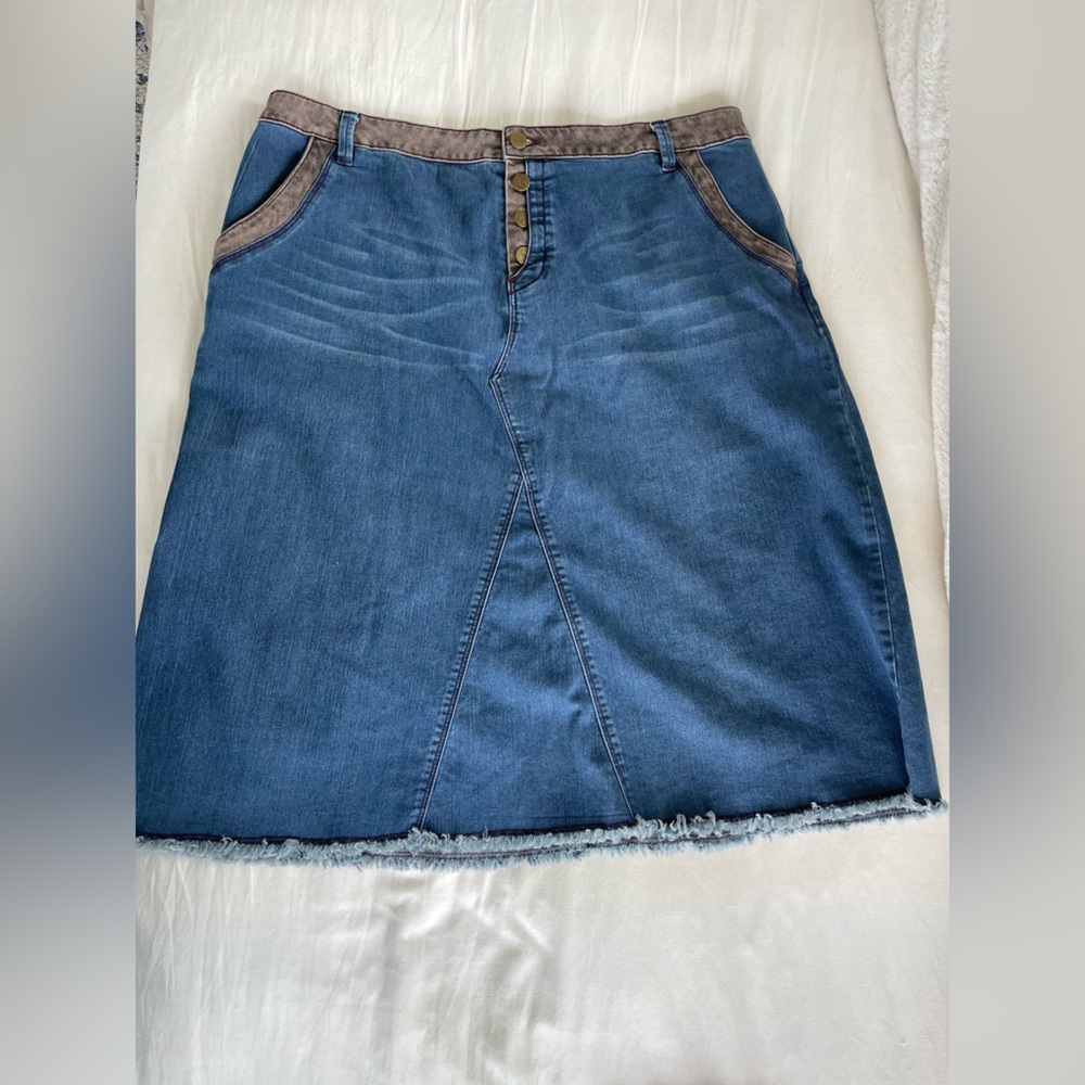 Denim skirt | style Jay | modest | jean skirt